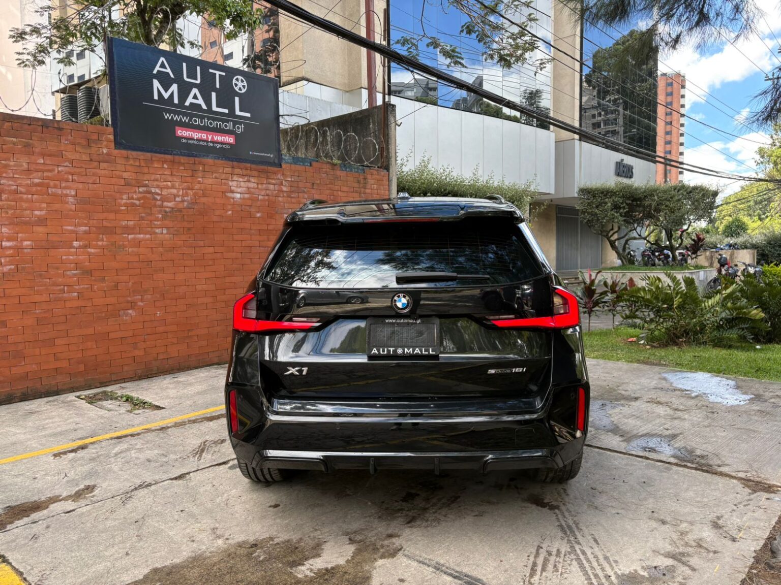 BMW-X1-Sdrive-18i-2023-983KCC (5)