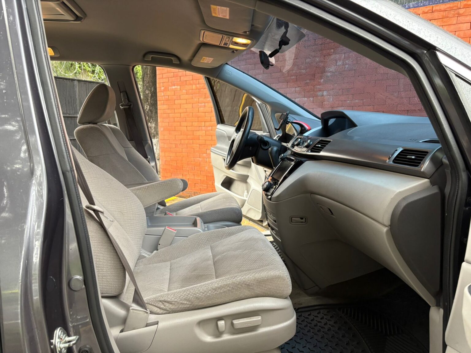 Honda-Odyssey-SE-2016-122JVK (10)