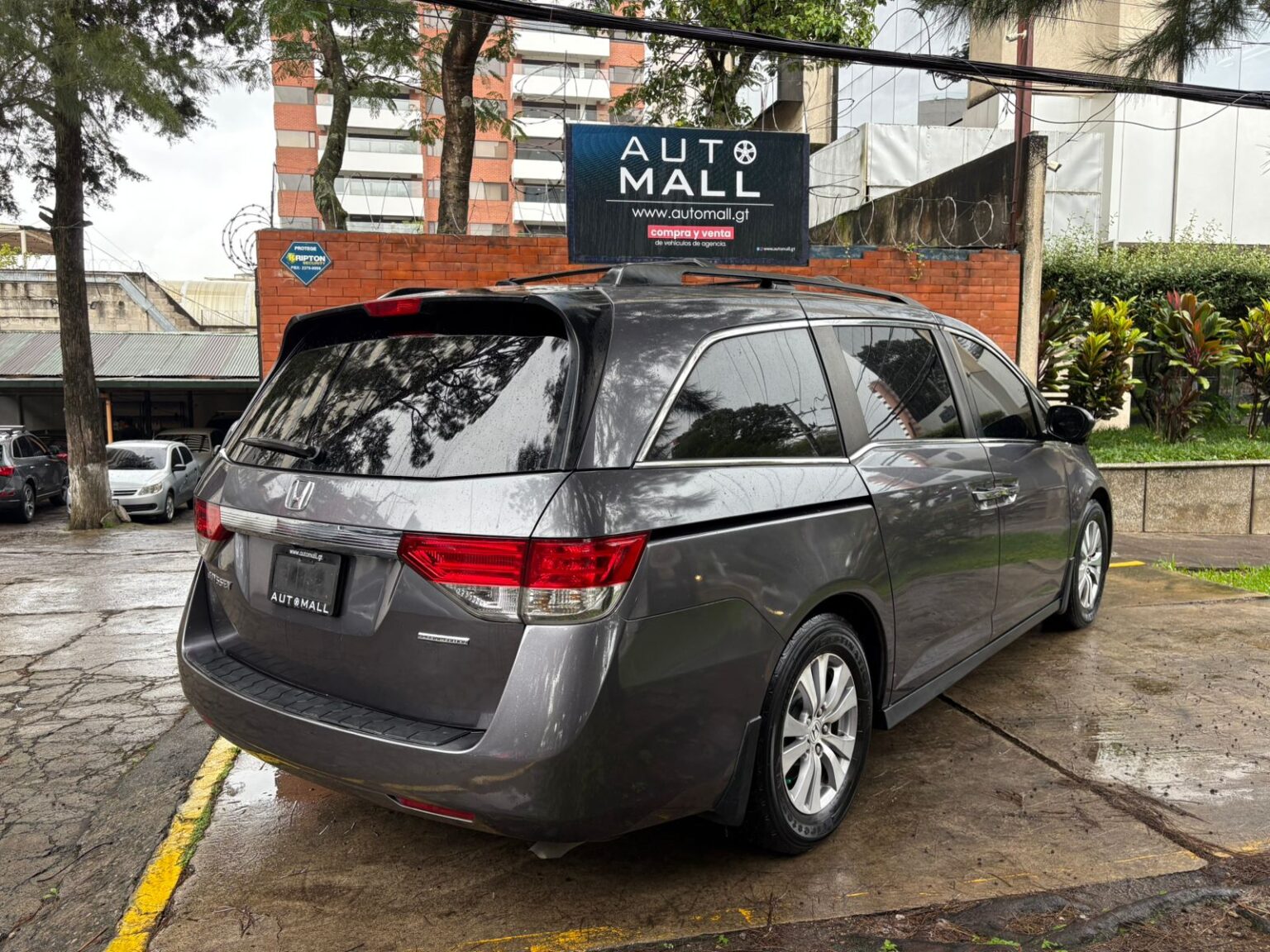 Honda-Odyssey-SE-2016-122JVK (4)