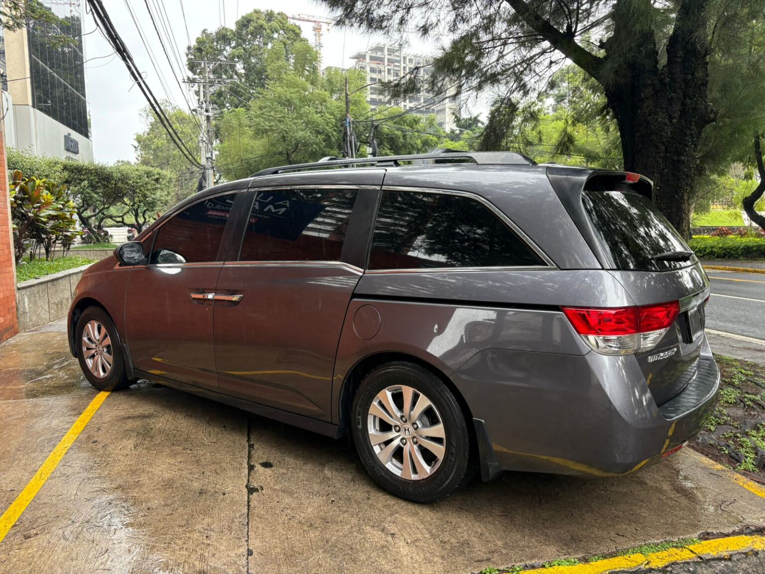 Honda-Odyssey-SE-2016-122JVK (6)