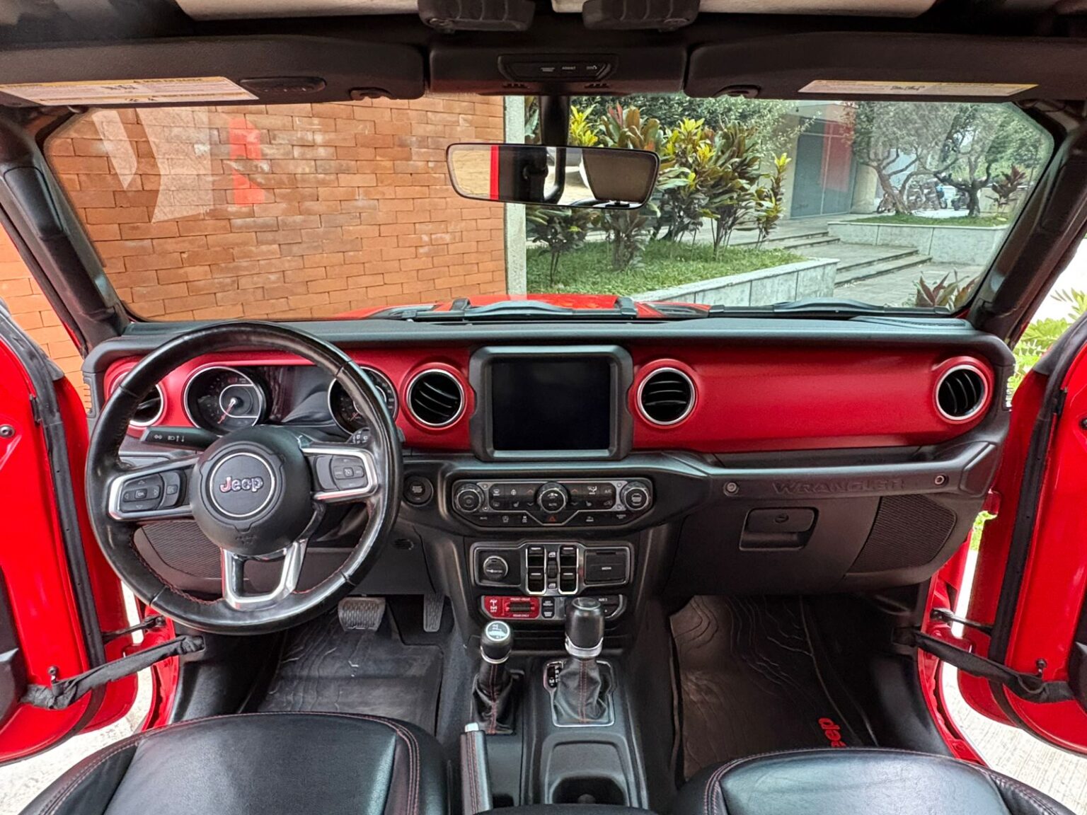 Jeep-Wrangler-Rubicon-2022-125KMW (12)