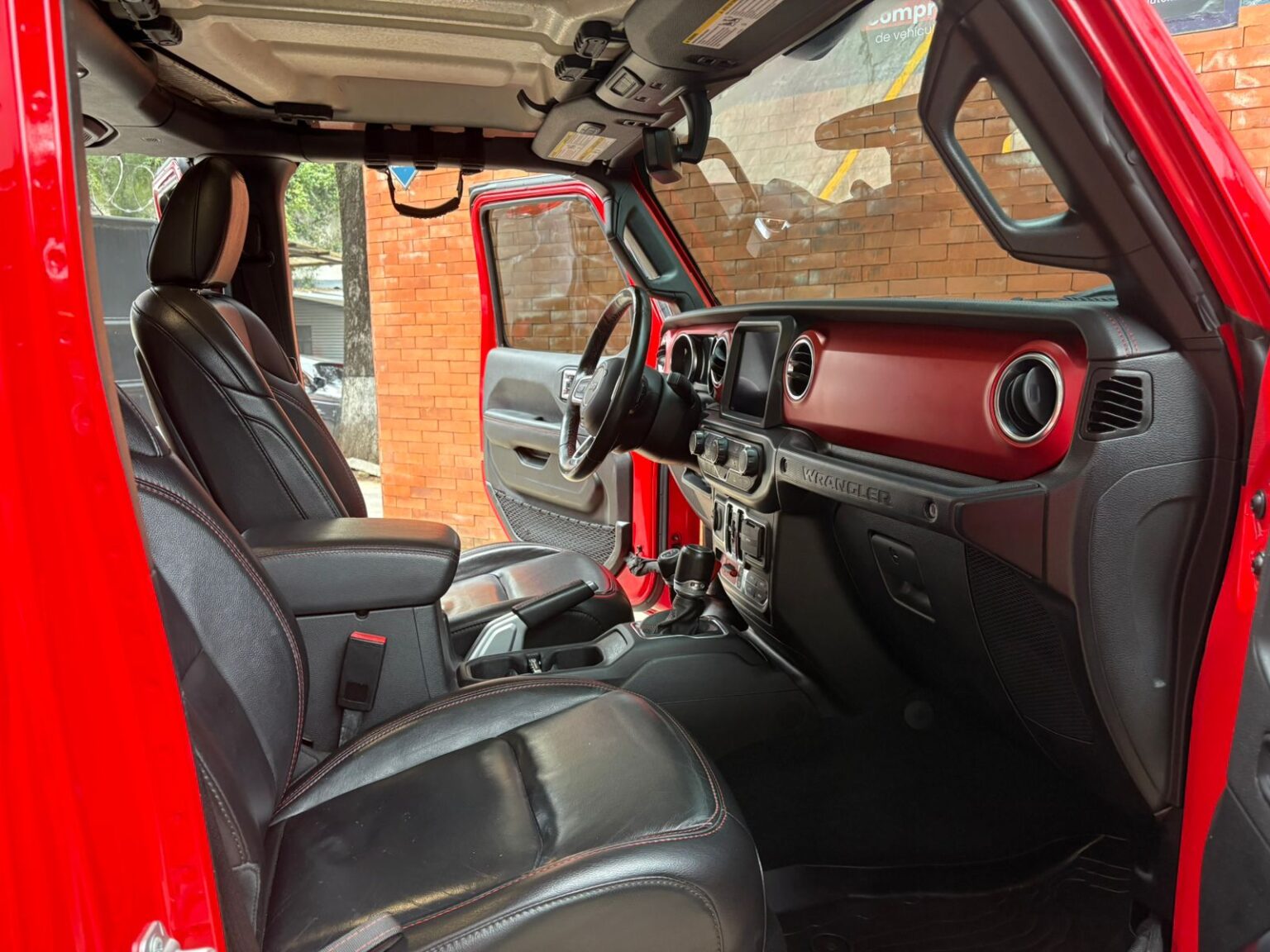 Jeep-Wrangler-Rubicon-2022-125KMW (17)