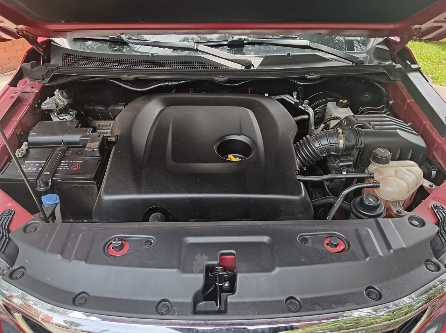 Peugeot-Landtrek-MT-676KNJ (1)