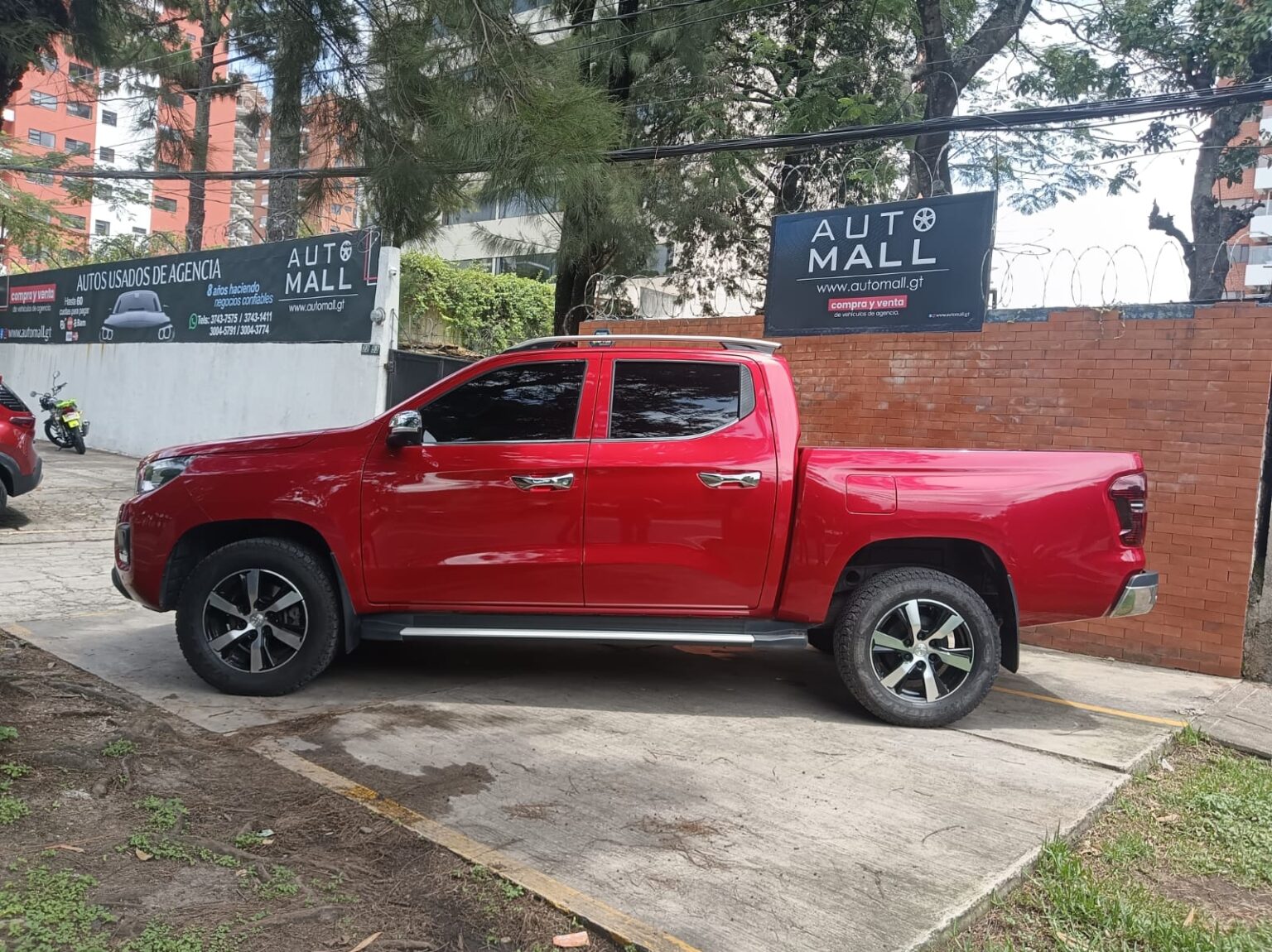 Peugeot-Landtrek-MT-676KNJ (2)