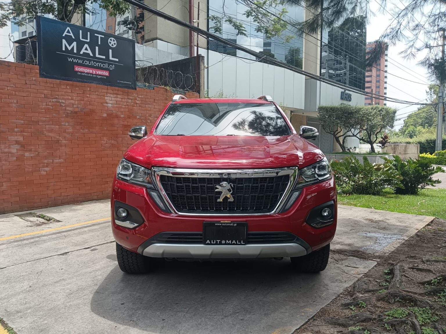 Peugeot-Landtrek-MT-676KNJ (3)