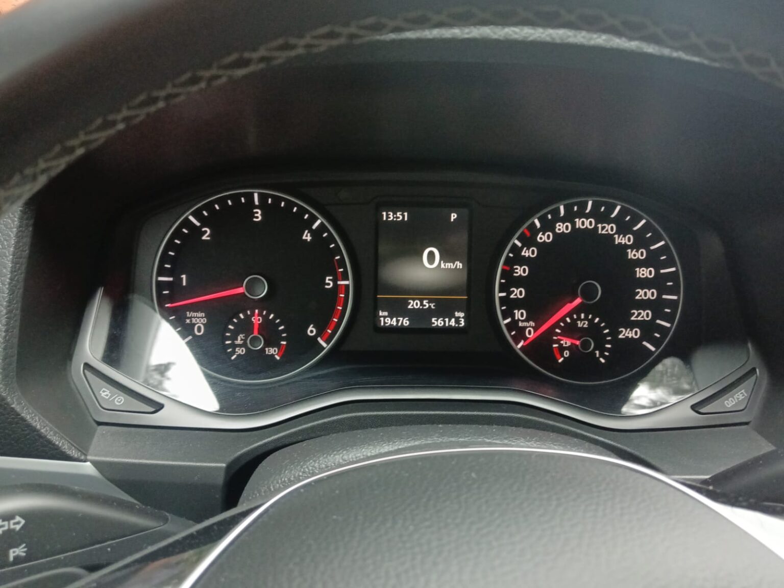 Volkjswagen-Amarok-V6-2022-690JYY (10)