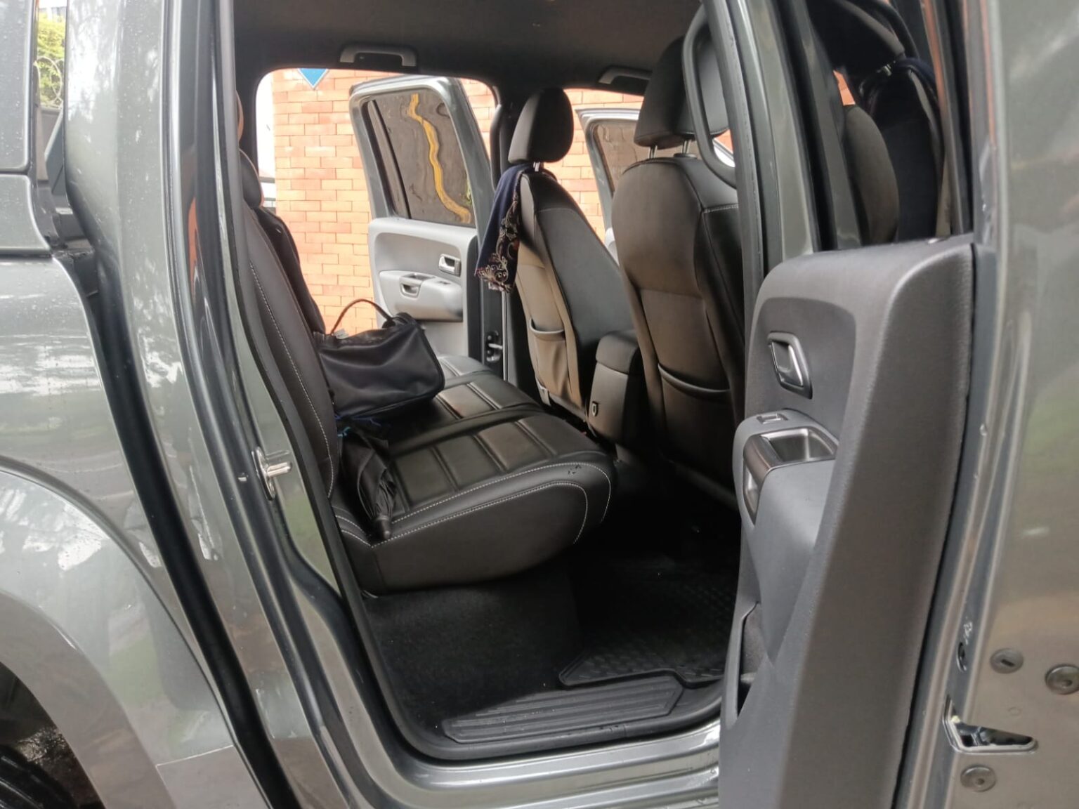 Volkjswagen-Amarok-V6-2022-690JYY (14)