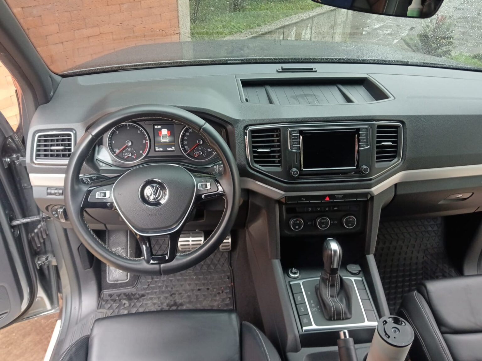 Volkjswagen-Amarok-V6-2022-690JYY (8)