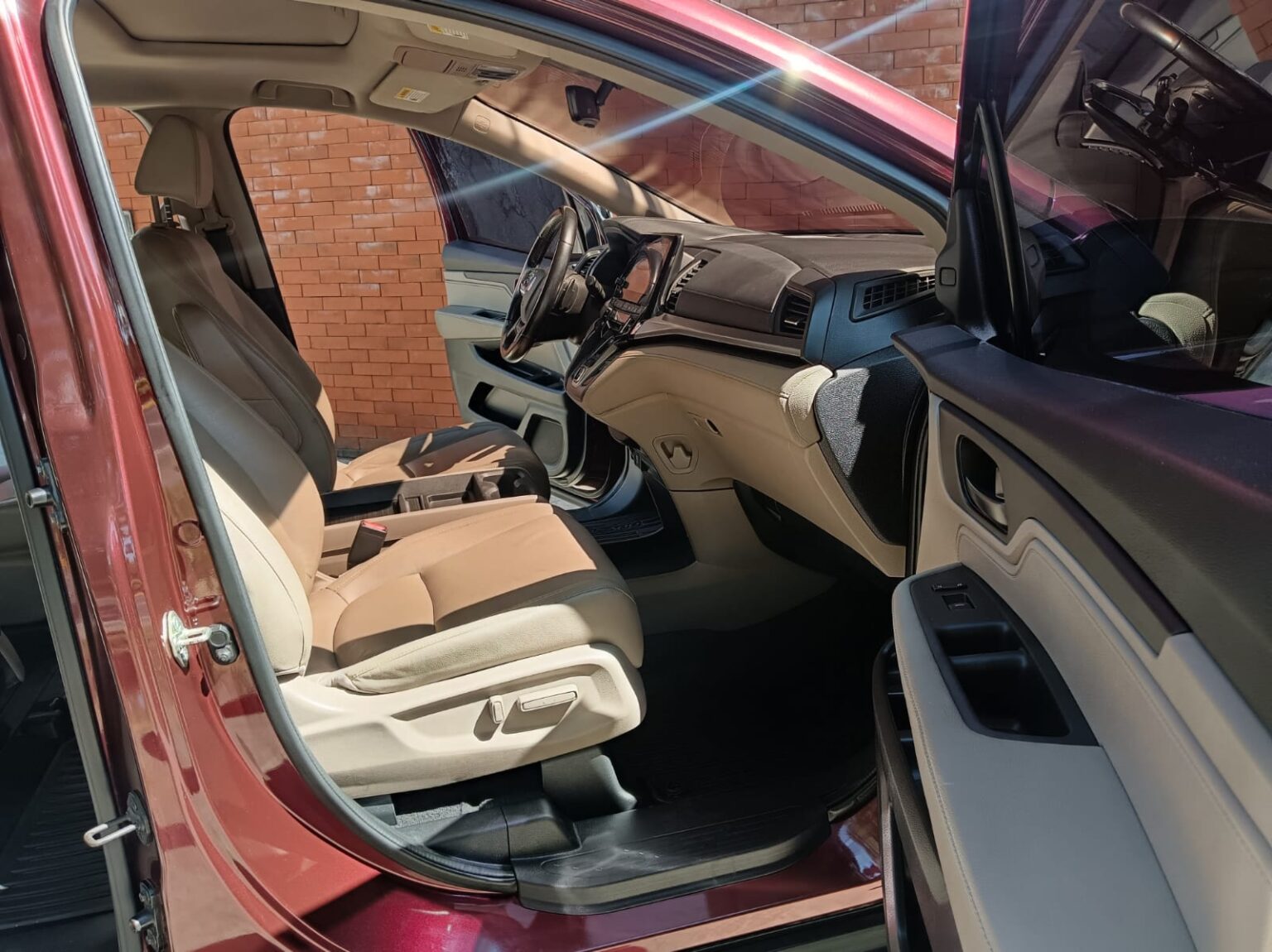 Honda-Odyssey-EXR-2018-608JVV (7)