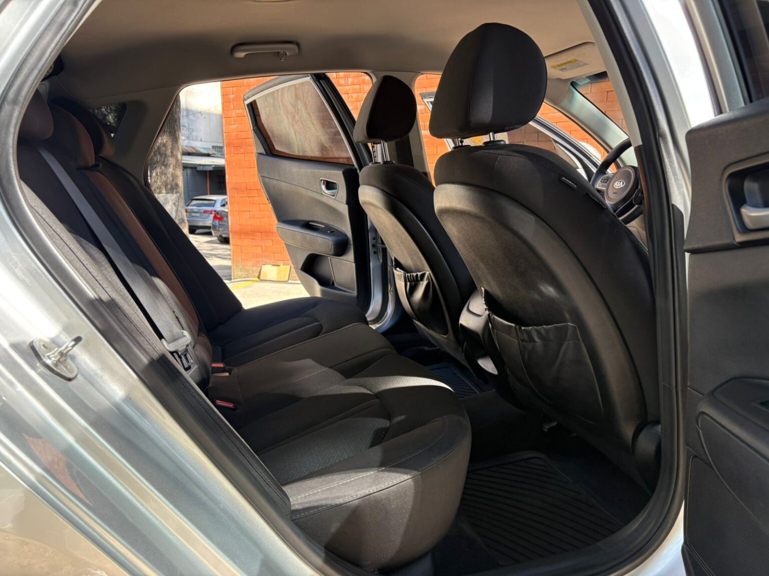 Kia-Optima-LX-2018-778JCT (11)