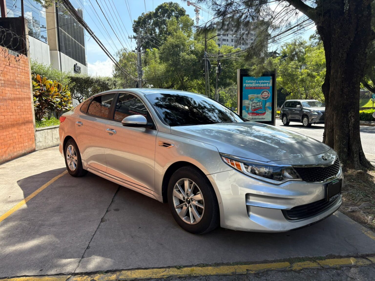 Kia-Optima-LX-2018-778JCT (2)
