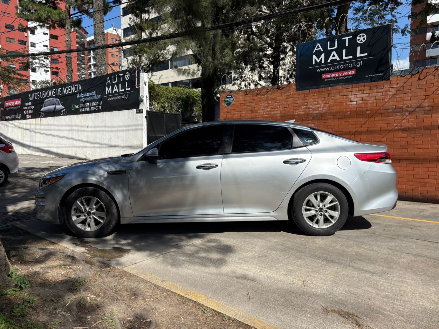 Kia-Optima-LX-2018-778JCT (7)