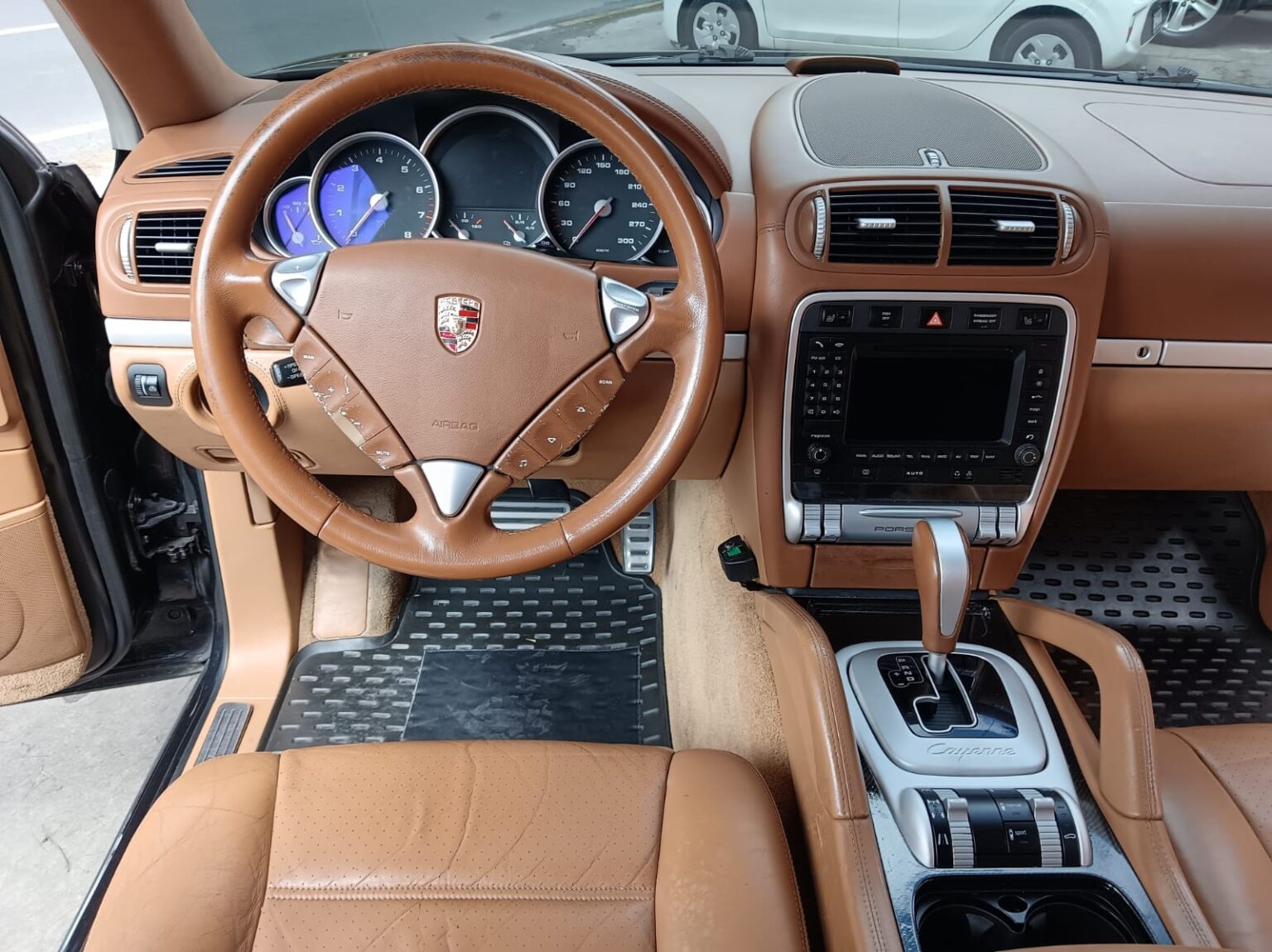 Porsche-Cayenne-Turbo-2003-411BMP (6)