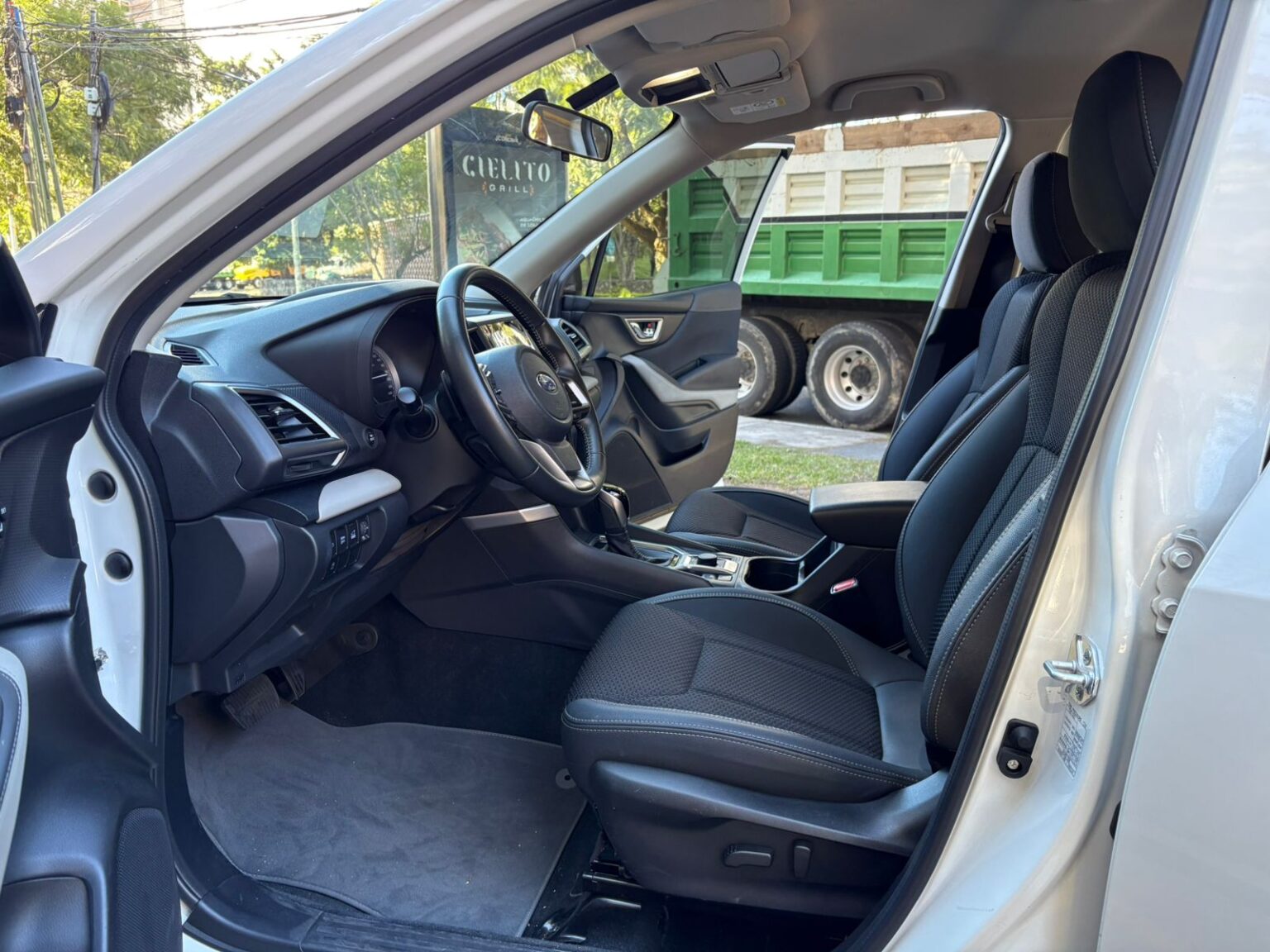 Subaru-Forester-2023-497KRC (8)