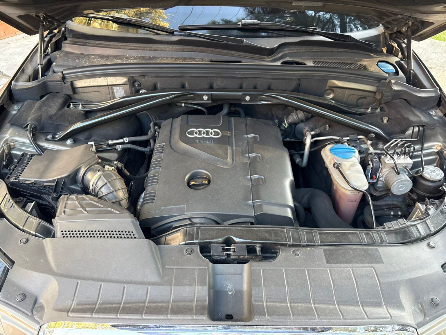 Audi-Q5-2011-655DYP (16)