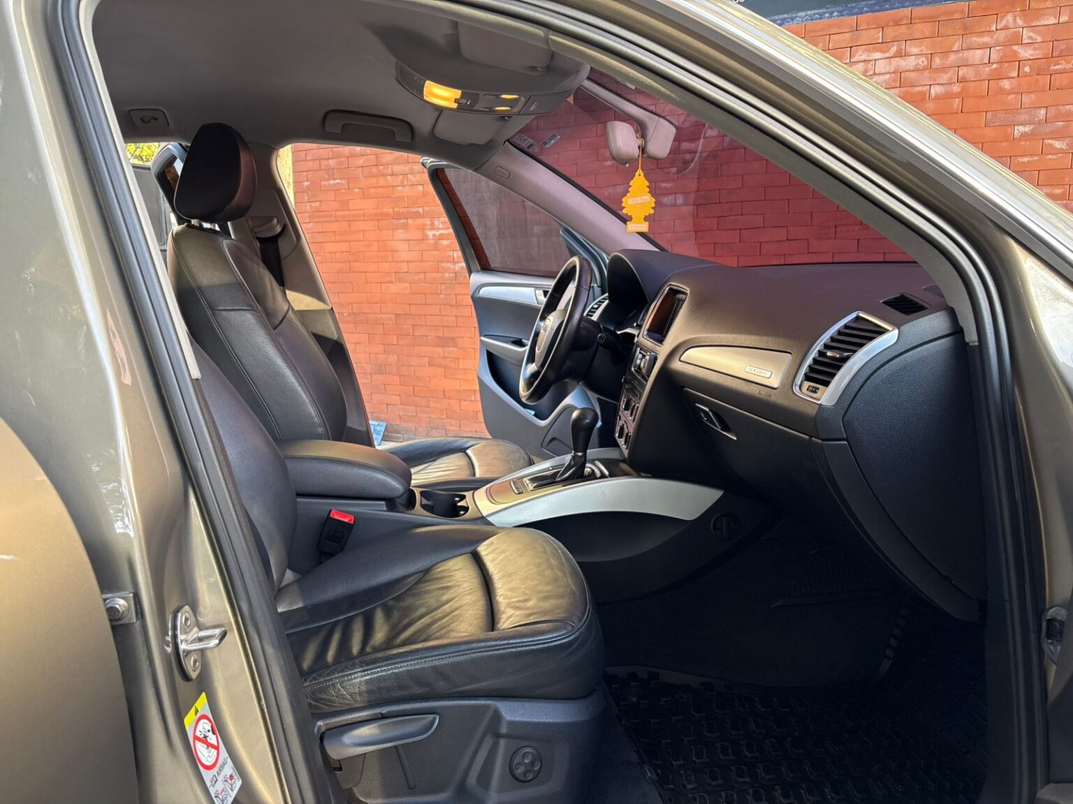 Audi-Q5-2011-655DYP (17)