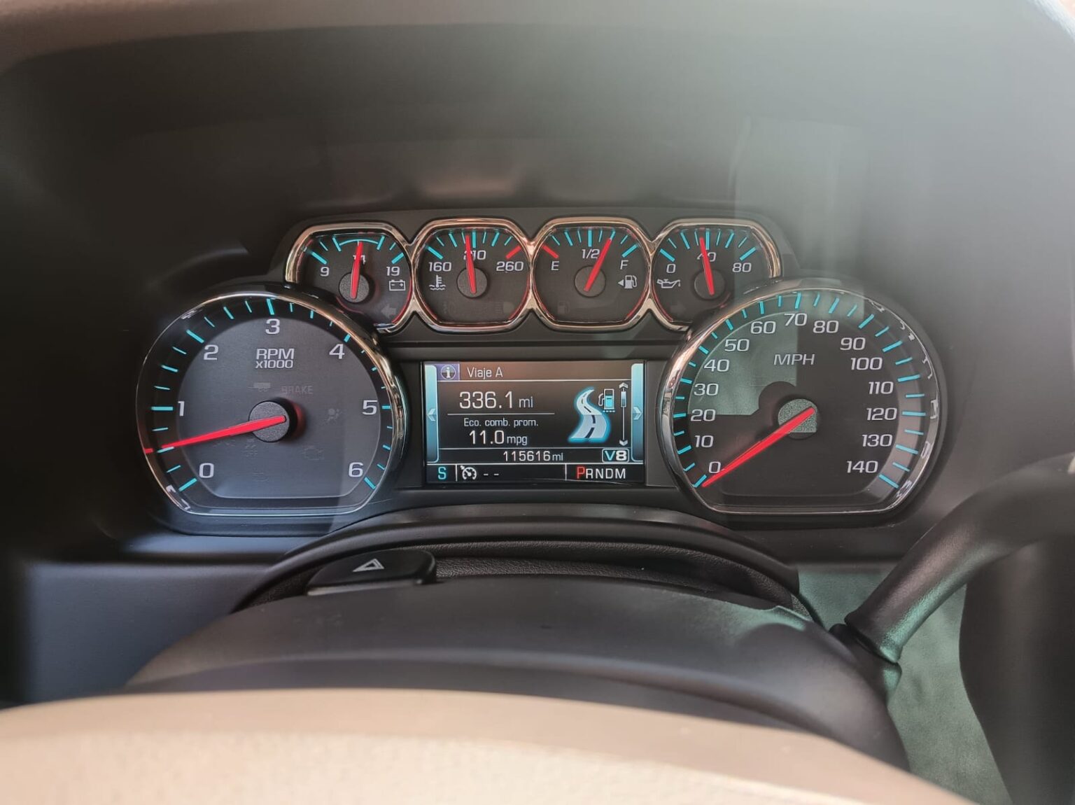 Chevrolet-Tahoe-LTZ-2016-846JZH (16)