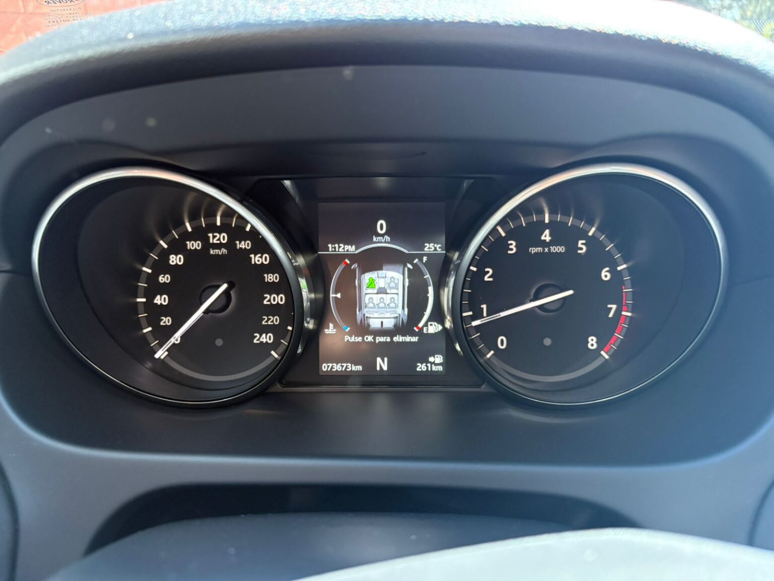 Land-Rover-Discovery-Sport-2017-677GTH (13)