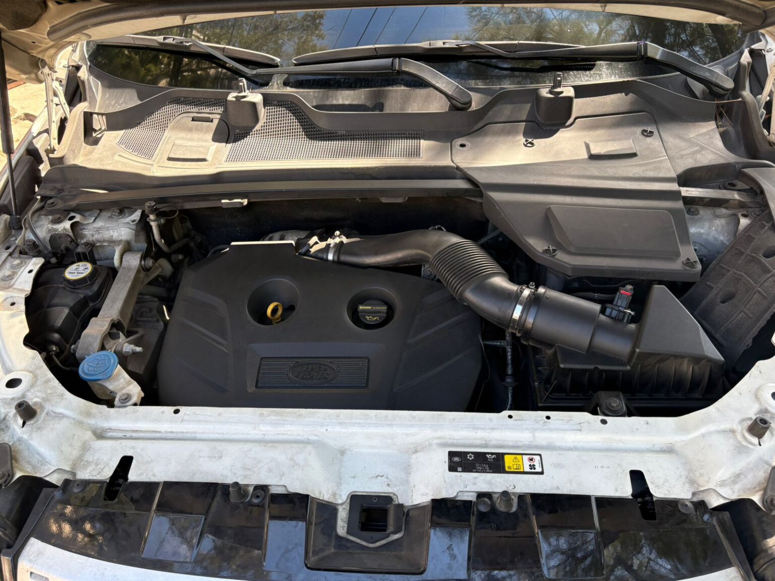 Land-Rover-Discovery-Sport-2017-677GTH (14)