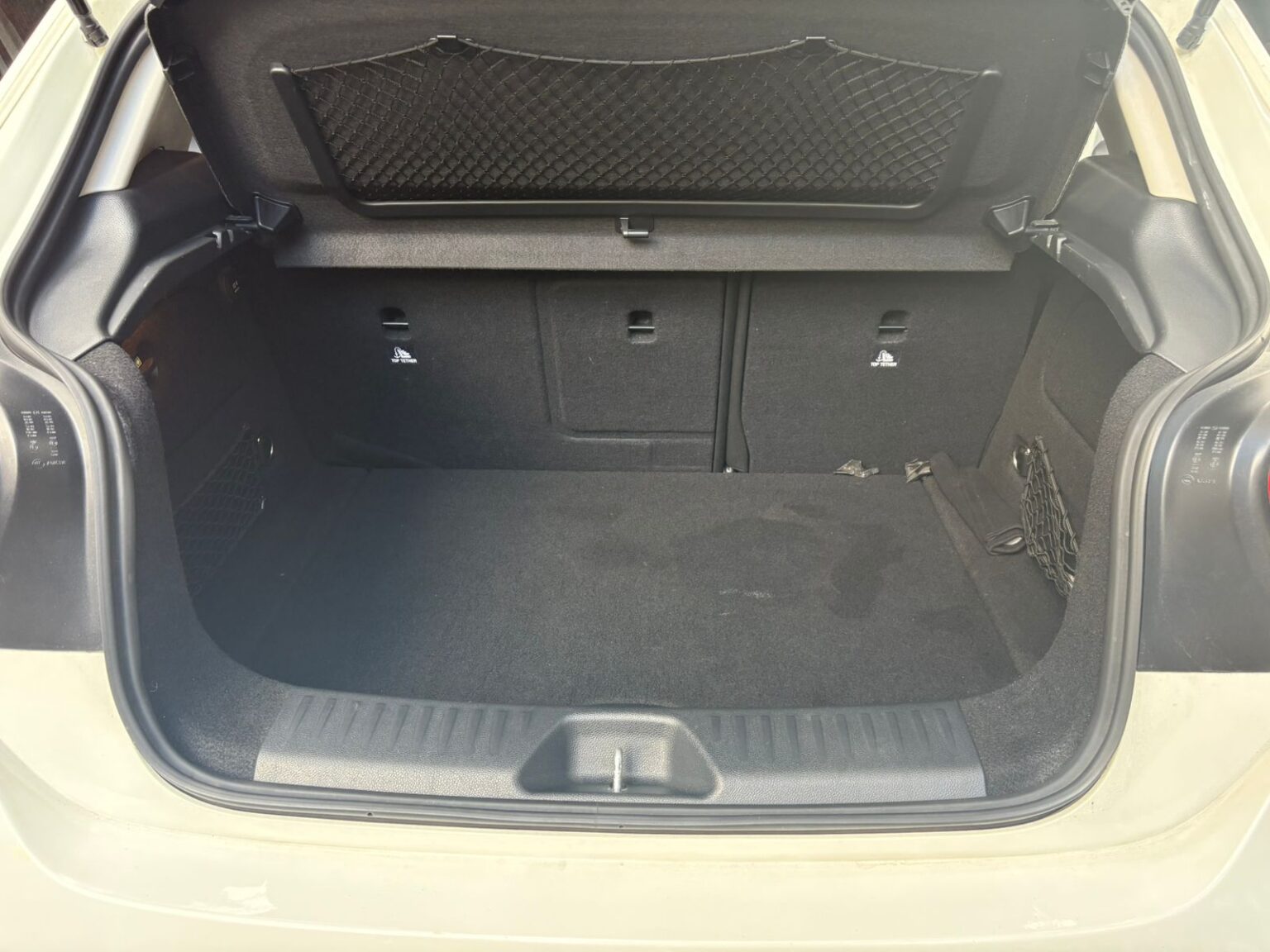 Mercedes-Benz-A200-2014-443FPV (14)