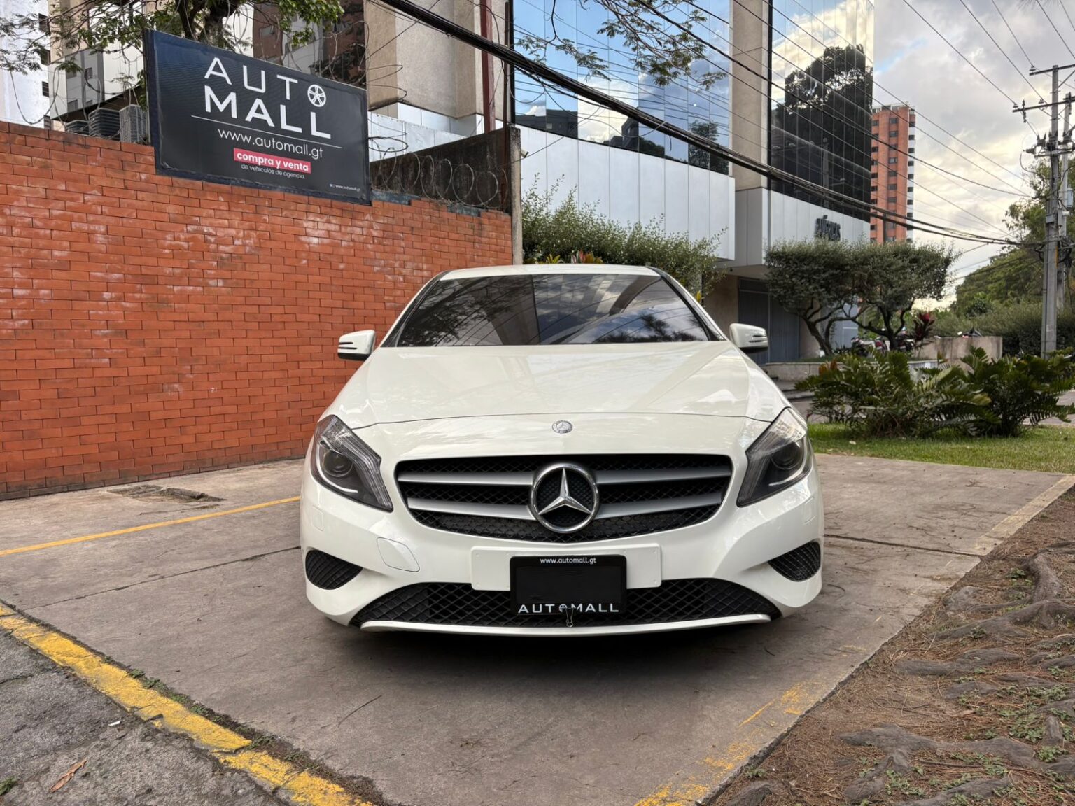Mercedes-Benz-A200-2014-443FPV (3)