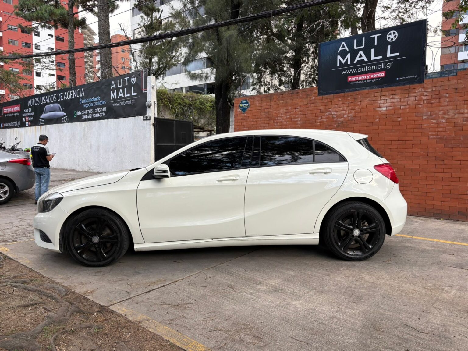 Mercedes-Benz-A200-2014-443FPV (7)