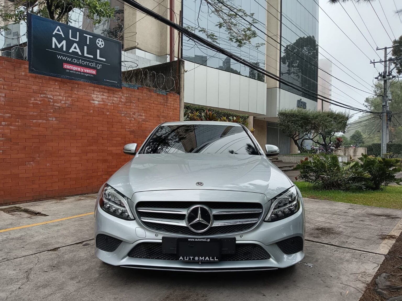 Mercedes-Benz-C180-2020-377JCH (16)