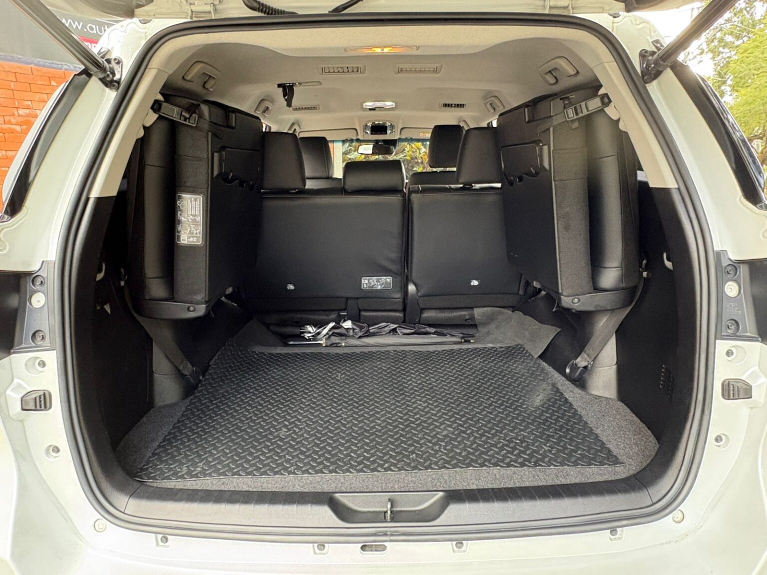 Toyota-Fortuner-2024-969KKP (14)