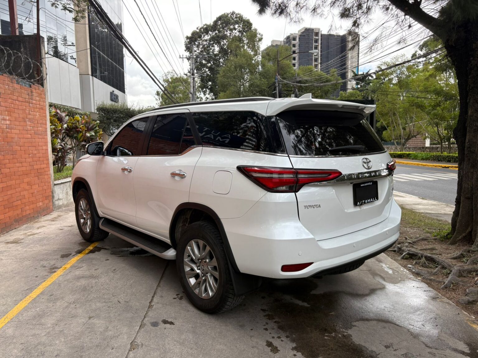 Toyota-Fortuner-2024-969KKP (6)