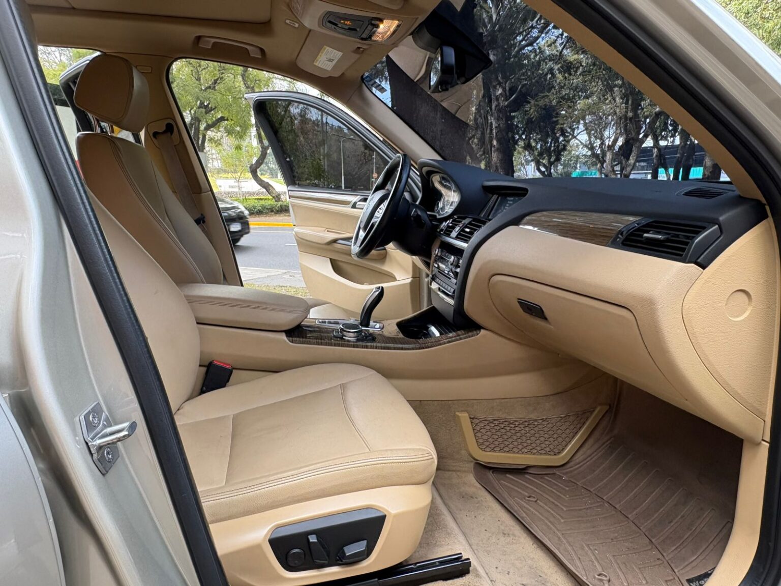 BMW-X3-28i-2015-541JFS (10)