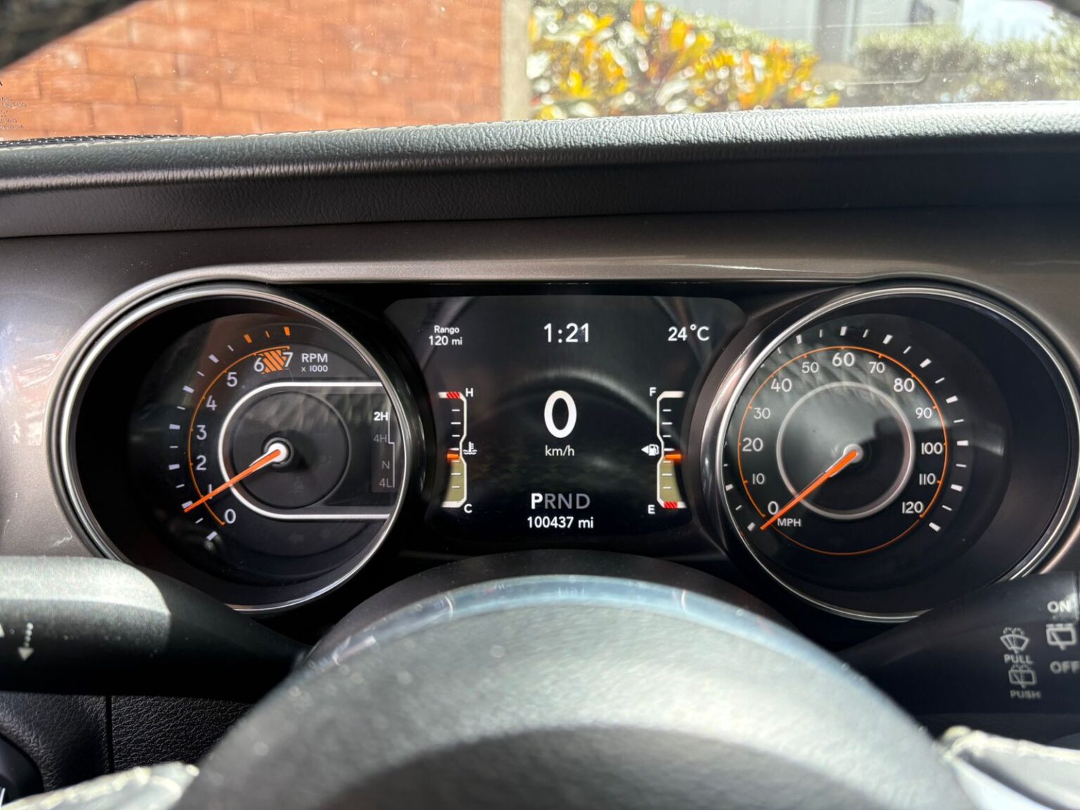 Jeep-Wrangler-Sahara-2019-764HRV (13)