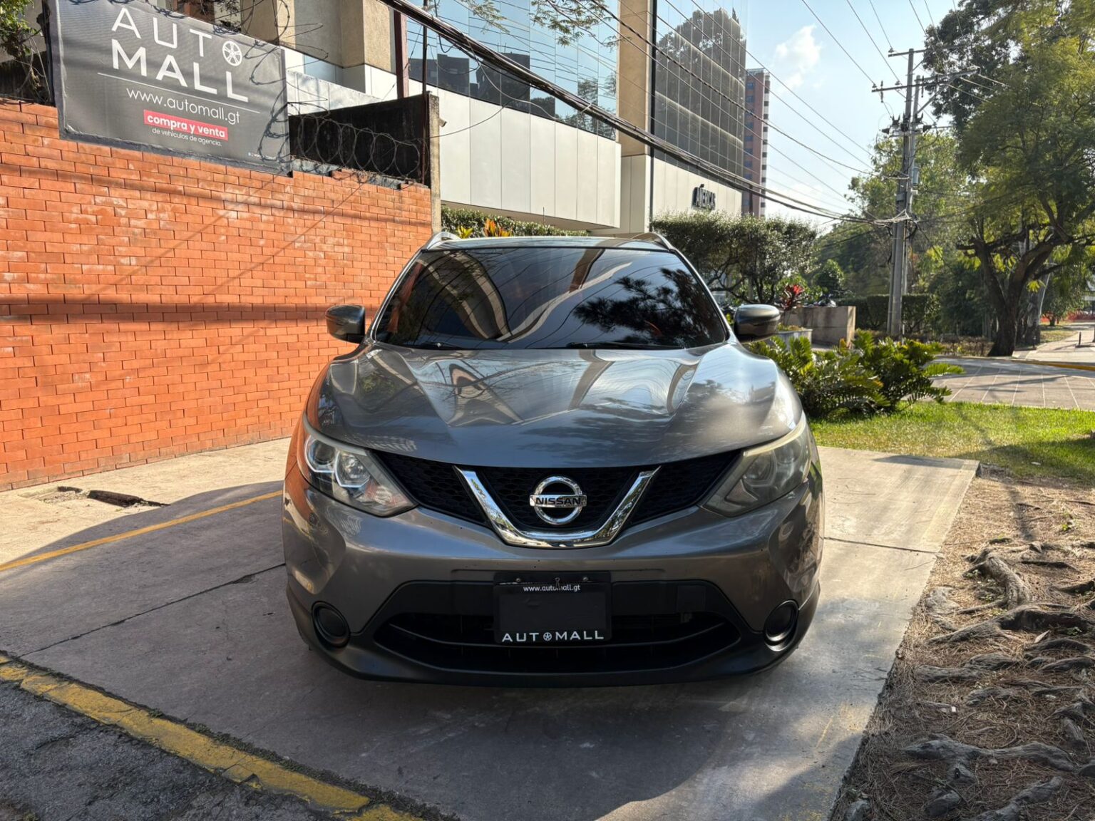 Nissan-Qashqai-MT-2016-964GFH (1)