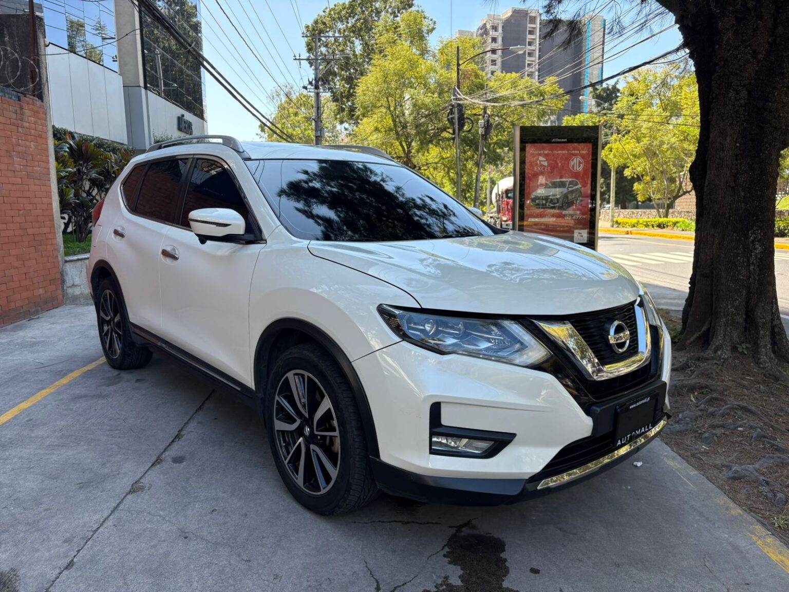 Nissan-Xtrail-4WD-2019-351KJR (2)