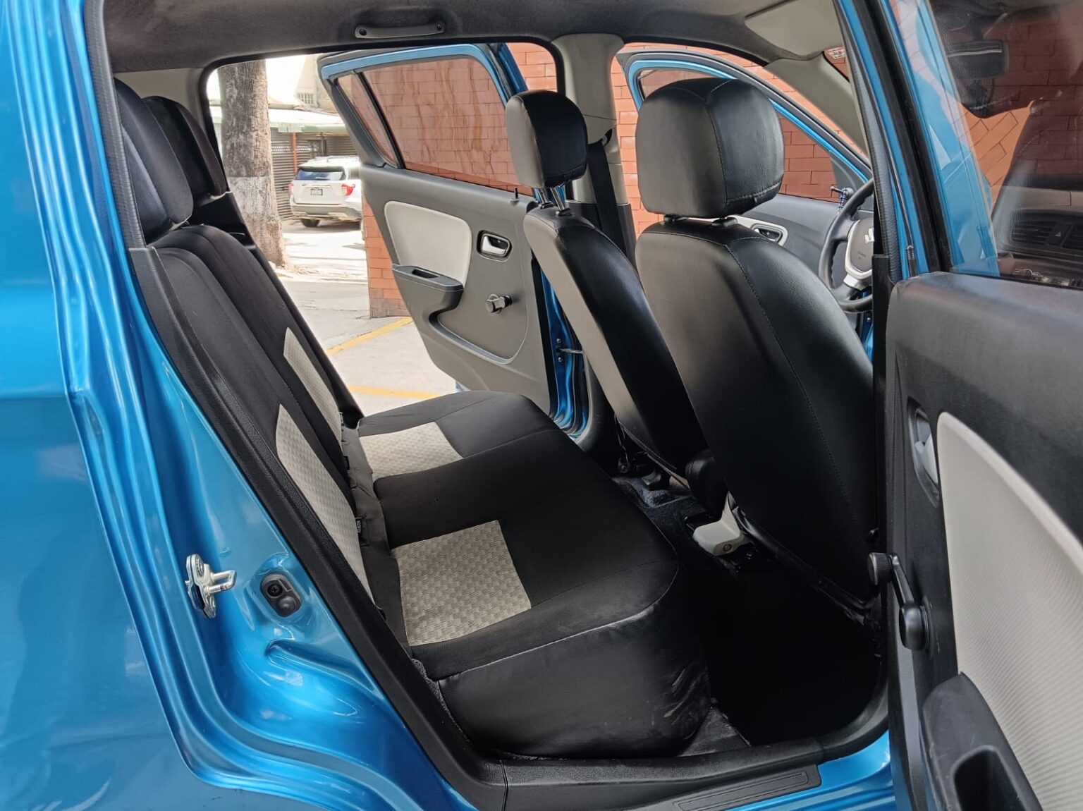 Suzuki-Alto-2022-939JLQ (8)