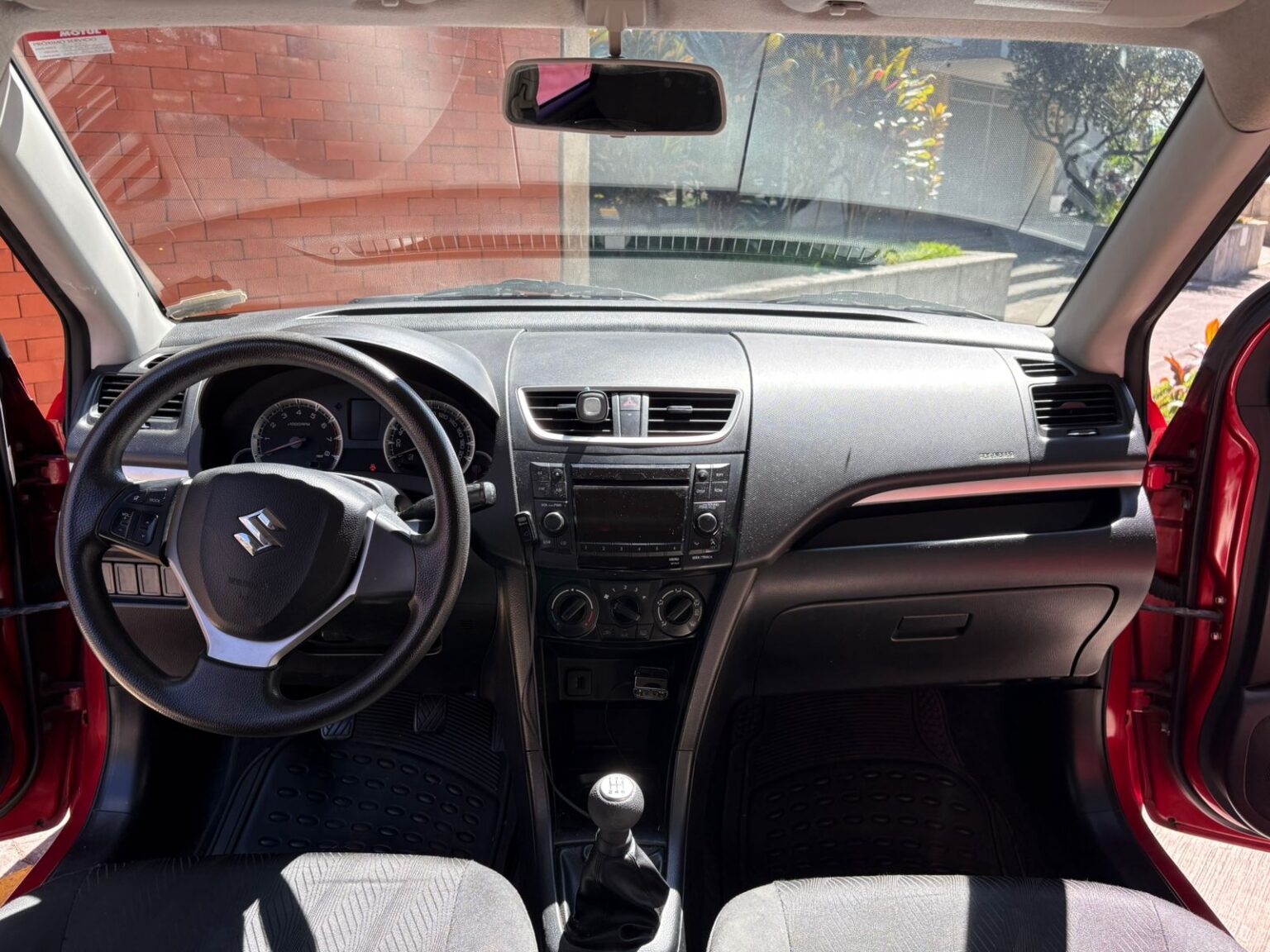 Suzuki-Swift-GL-2015-FTK (11)