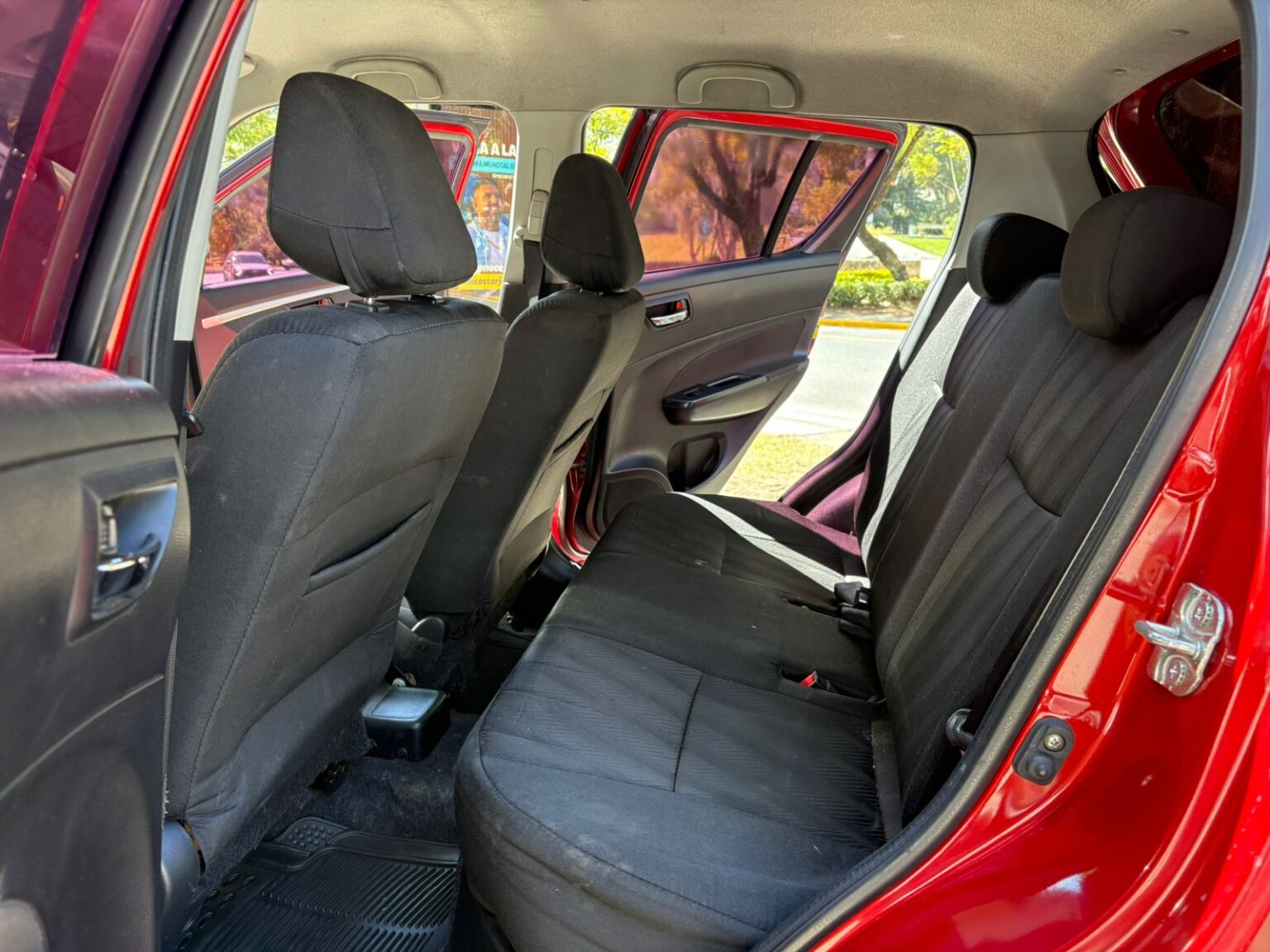 Suzuki-Swift-GL-2015-FTK (9)