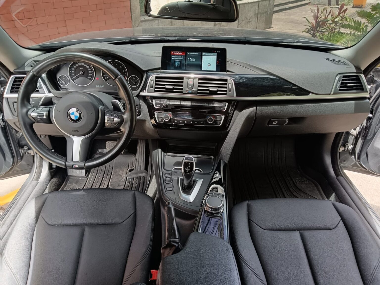 BMW-420i-Gran-Coupe-2018-877GPN (9)