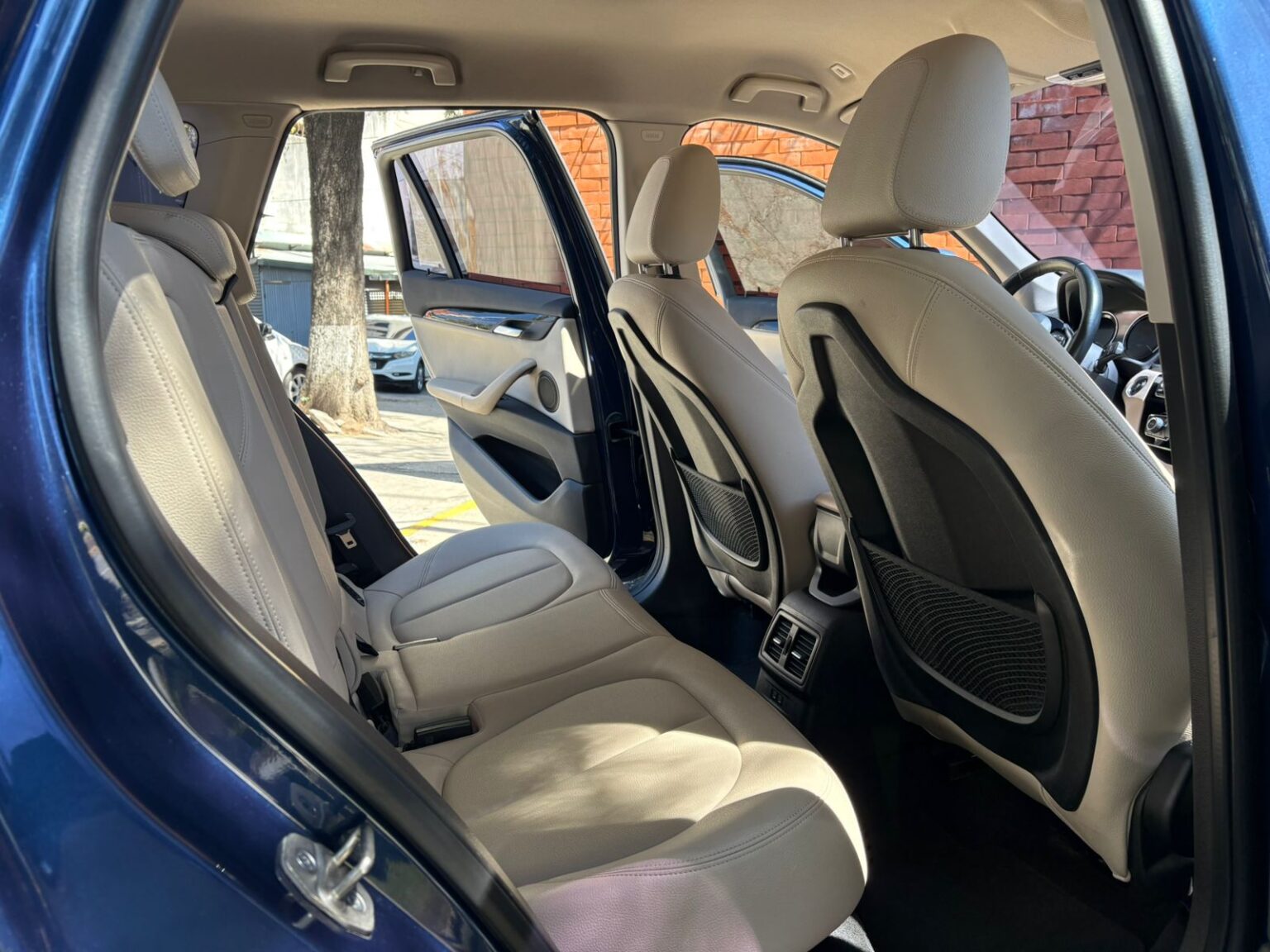 BMW-X1-18i-2022-192JGF (10)