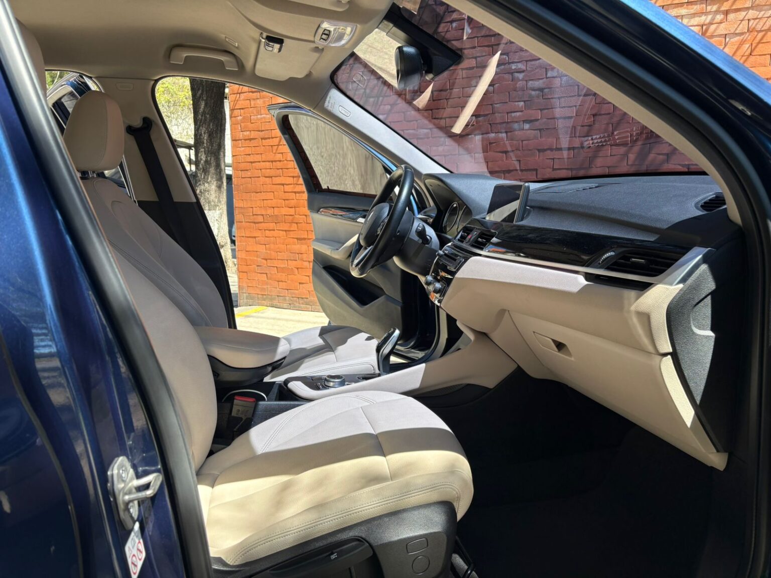 BMW-X1-18i-2022-192JGF (11)