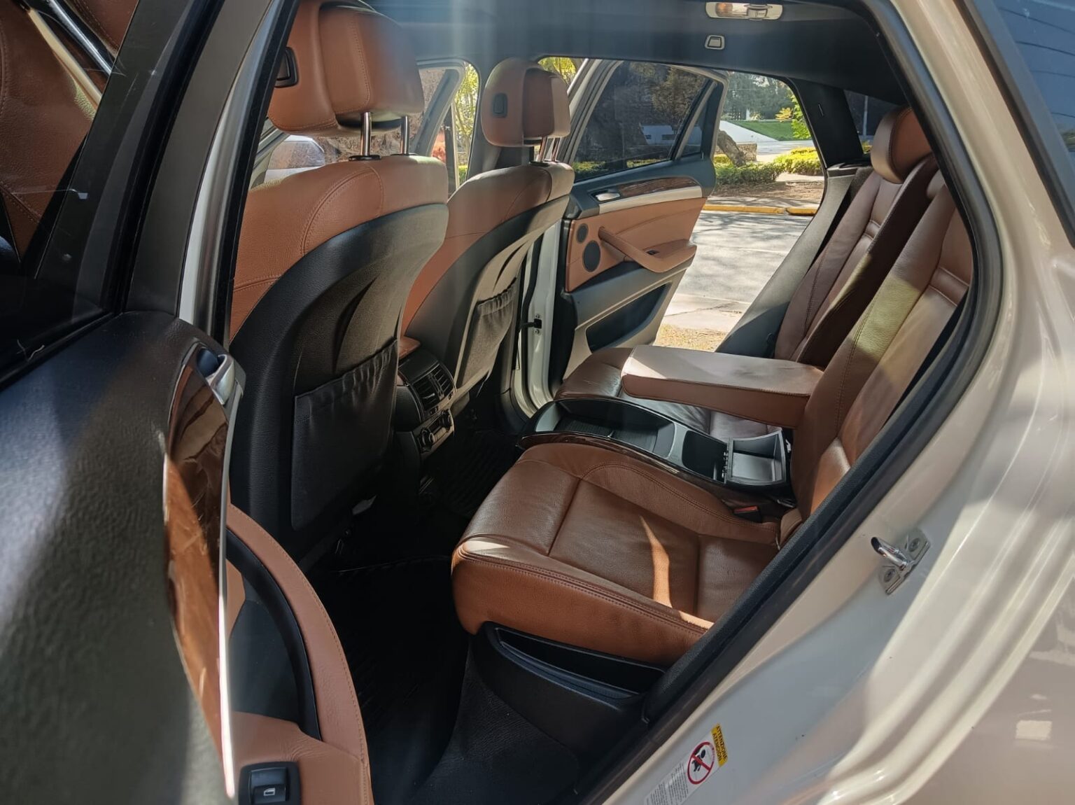 BMW-X6-50i-2009-795DPK (12)