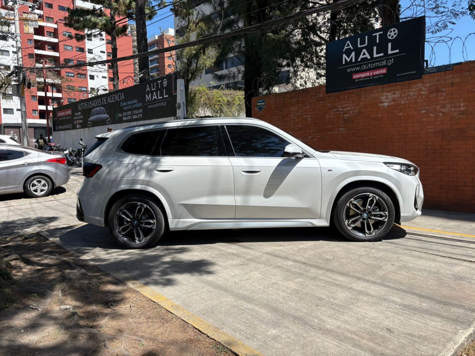 BMW-iX1-2025-861LGY (7)