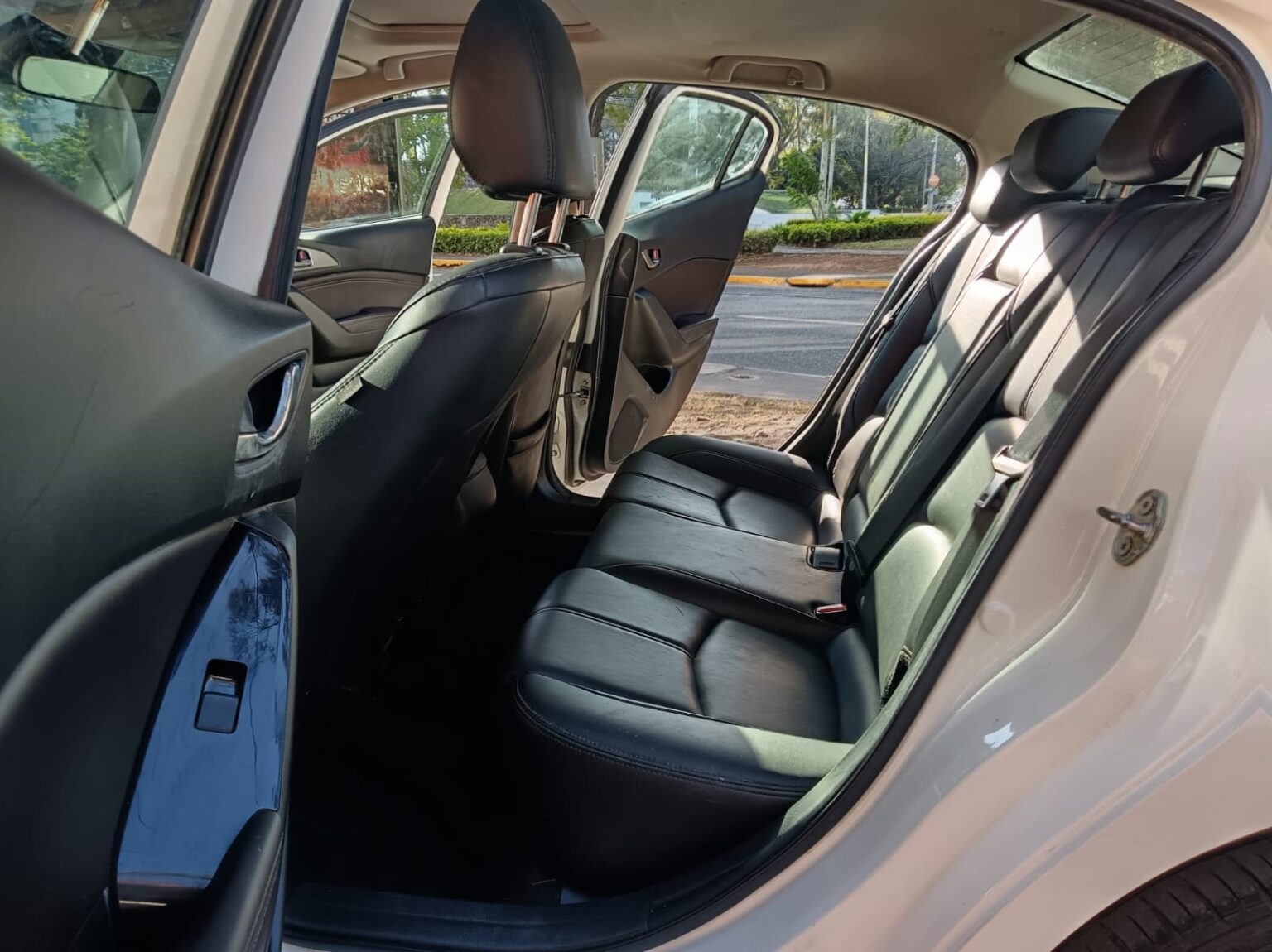 Mazda-3-Touring-2018-819LNY (11)