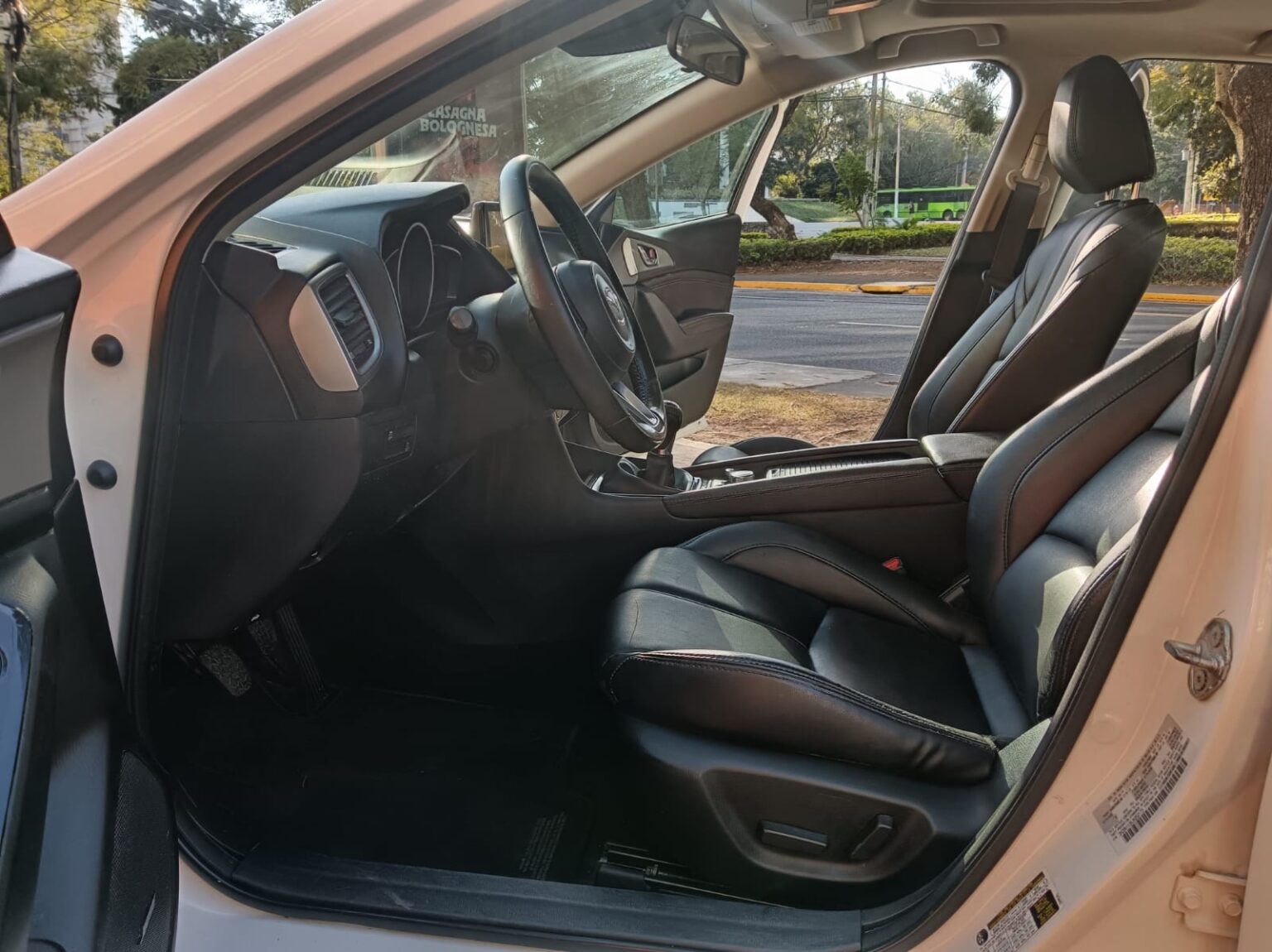 Mazda-3-Touring-2018-819LNY (12)