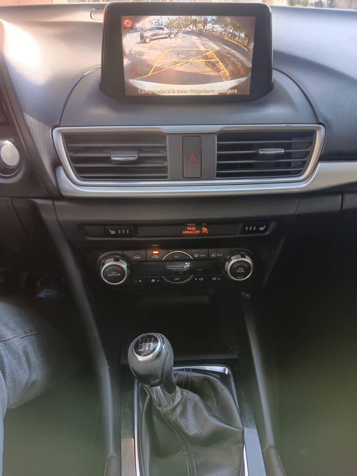 Mazda-3-Touring-2018-819LNY (6)