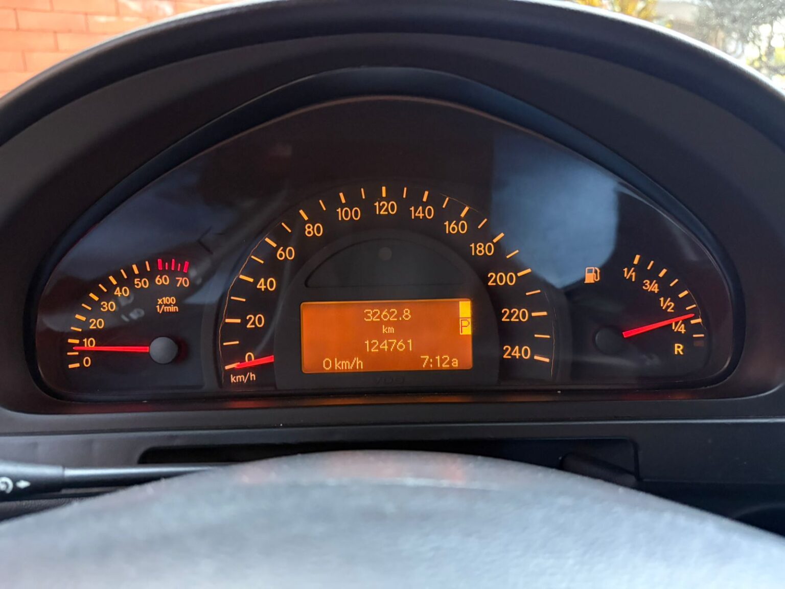 Mercedes-Benz-G500-2003-784KTF (15)