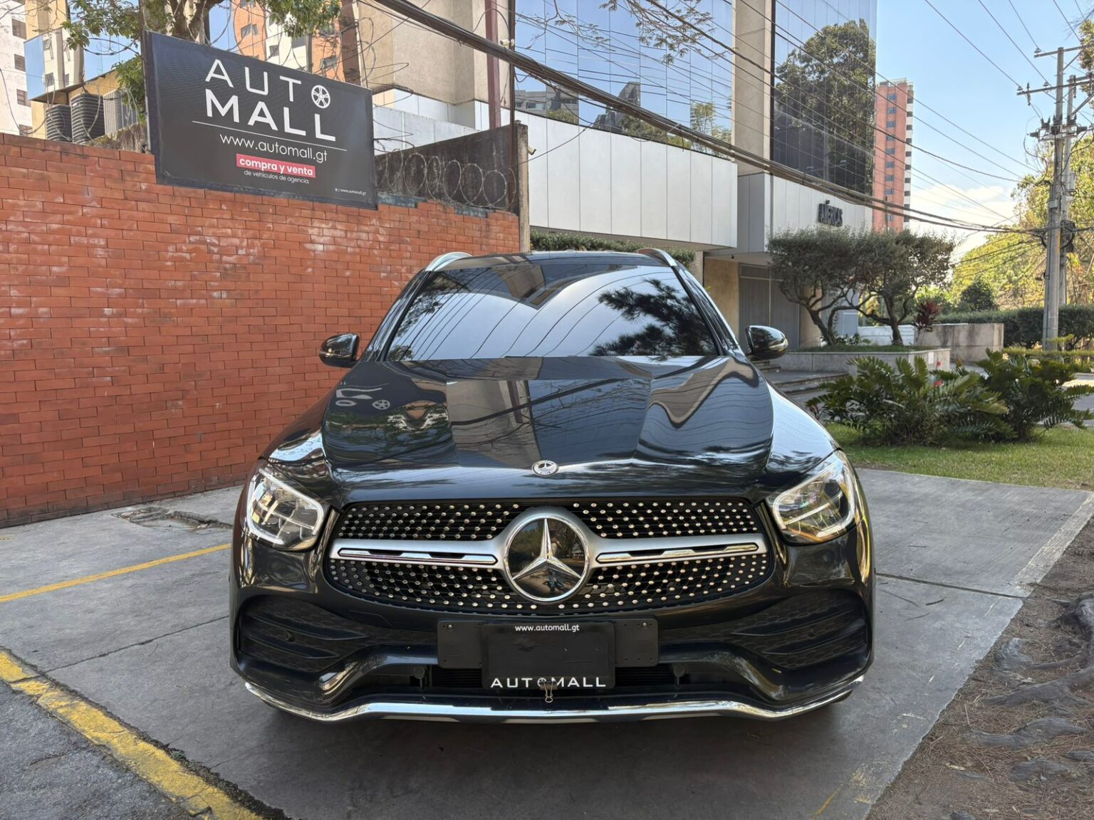 Mercedes-Benz-GLC200-2021-485JKC (1)