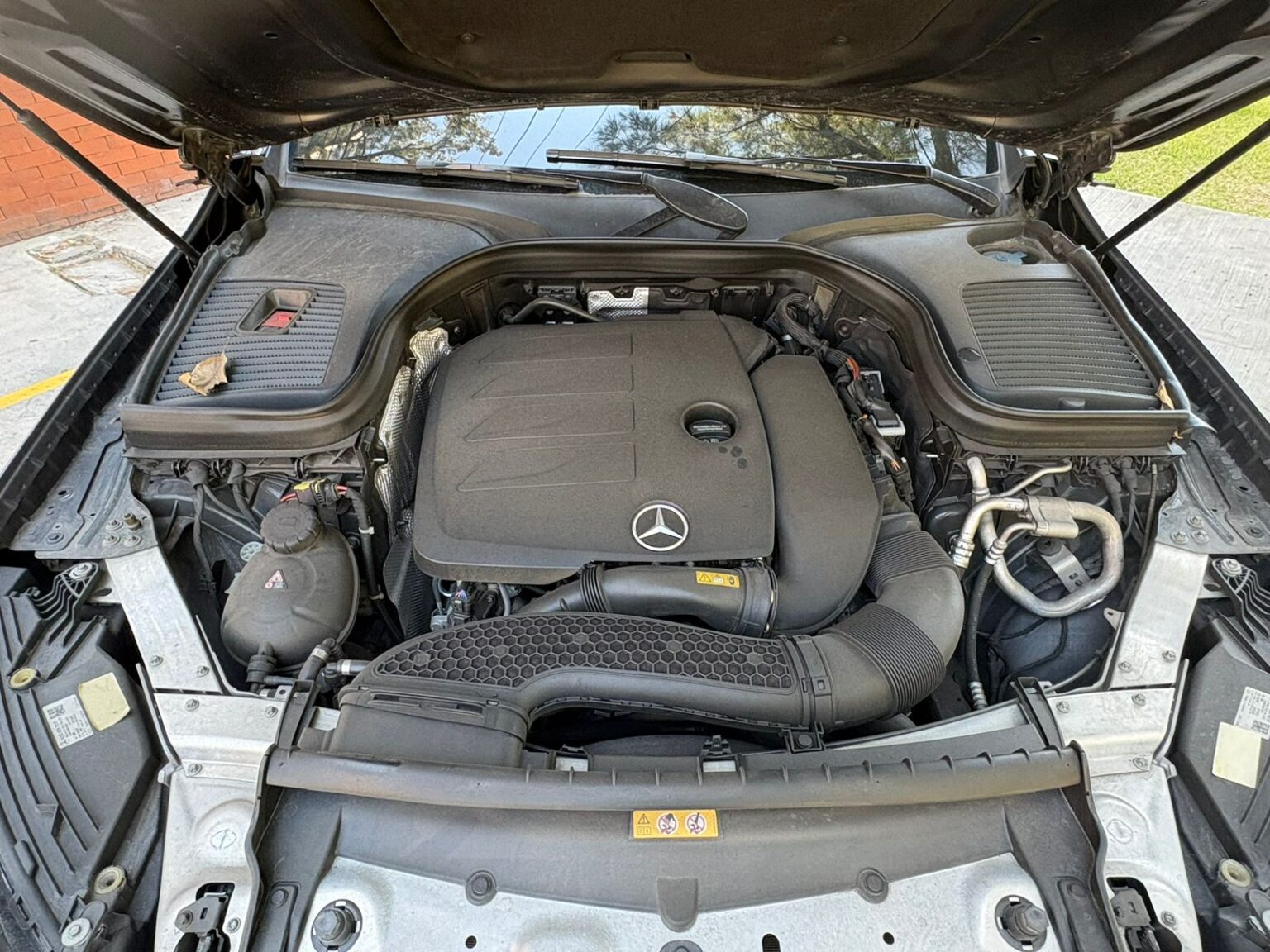Mercedes-Benz-GLC200-2021-485JKC (16)