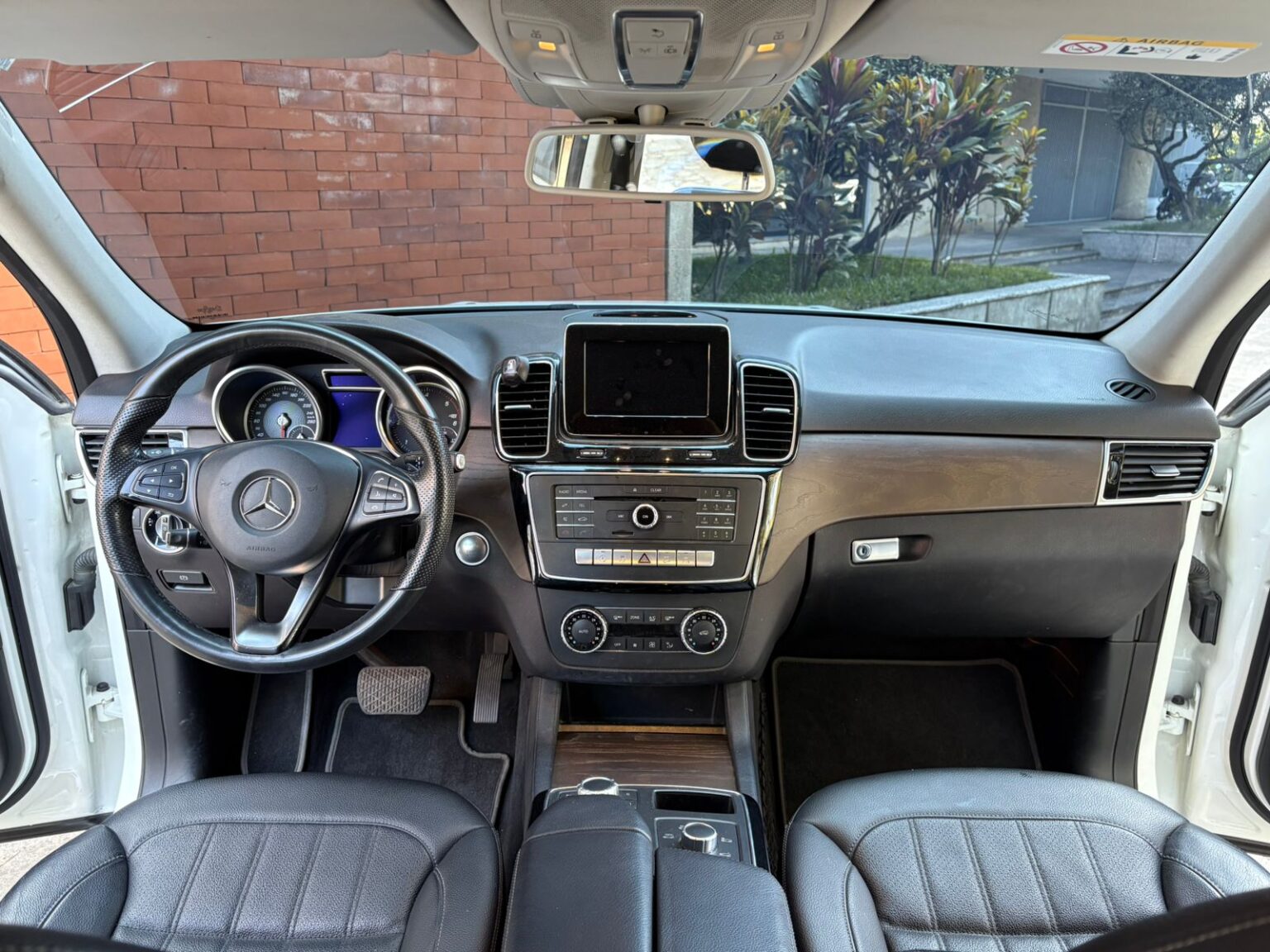 Mercedes-Benz-GLE350-2018-117GWJ (12)