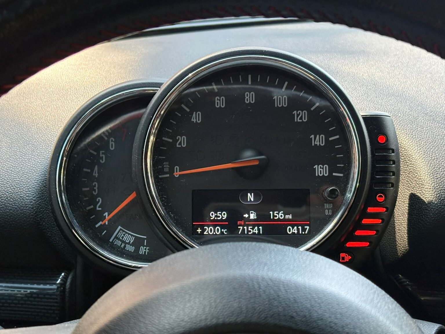 Mini-Cooper-S-Clubman-2016-627KXH (13)