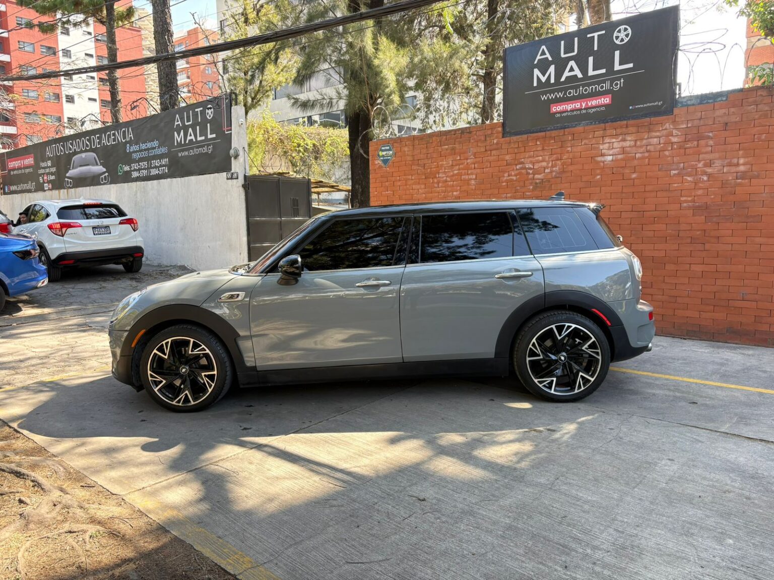 Mini-Cooper-S-Clubman-2016-627KXH (7)